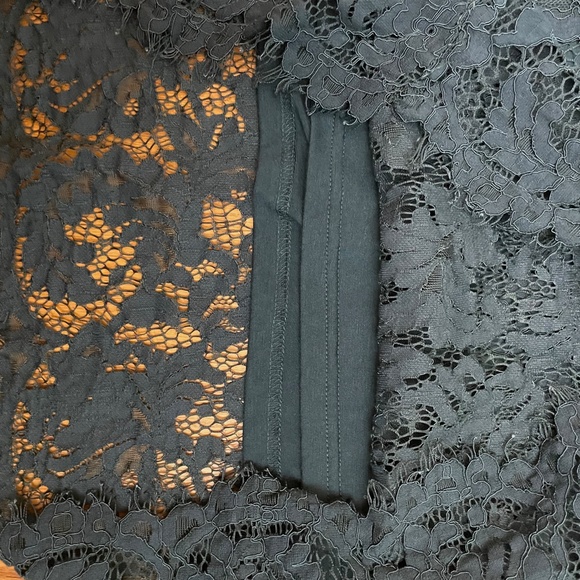 Skies Are Blue Inez Lace Pencil Skirt GREEN - Picture 7 of 7